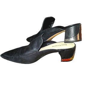 Enzo Angigolini point toe block heel leather upper gold 2inheel size 81/2